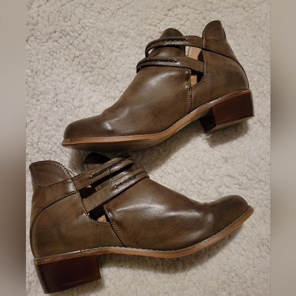 CATO Buckle Strap Ankle Boots Brown Size 8 - Picture 5 of 16